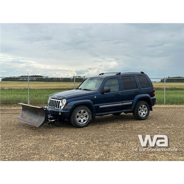 2005 JEEP LIBERTY SPORTS UTILITY VEHICLE