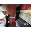 Image 20 : 2020 WESTERN STAR 4900SA TRI-DRIVE SLEEPER TRUCK