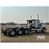 Image 3 : 2007 PETERBILT 378 TRI DRIVE SLEEPER TRUCK TRACTOR