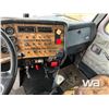 Image 9 : 2001 WESTERN STAR CONVENTIONAL T/A SLEEPER TRUCK
