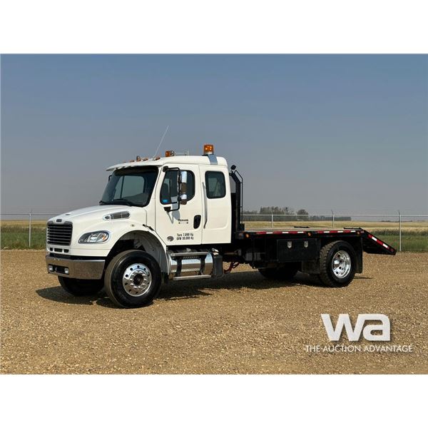 2019 FREIGHTLINER MM132042S S/A FLATBED TRUCK