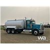 Image 2 : 1994 PETERBILT 378 T/A TANK TRUCK