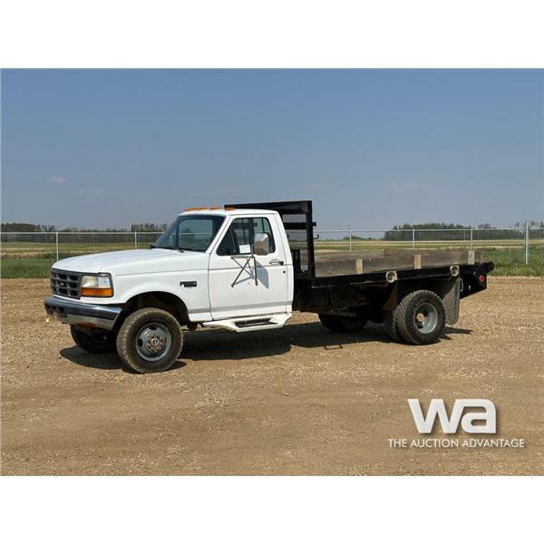 1994 FORD F-350 DUALLY FLATBED TRUCK