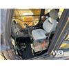 Image 6 : 2005 JOHN DEERE 330C LC HYDRAULIC EXCAVATOR