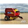 Image 2 : 2013 NEW HOLLAND BR7090 ROUND BALER