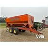 Image 2 : 3 AUGER SILAGE FEED WAGON