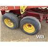Image 13 : NEW HOLLAND STACKLINER 1032 T/A BALE WAGON