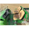 Image 6 : JOHN DEERE GATOR SIDE BY SIDE