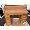 Image 7 : ROLL TOP COMPUTER DESK