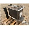 Image 3 : ANTIQUE WOOD STOVE