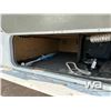 Image 25 : 2008 OKANAGAN 9 FT. TRUCK CAMPER