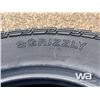 Image 5 : (4) GRIZZLY 285/70R17 TIRES