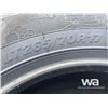 Image 4 : (3) GRIZZLY 265/70R17 TIRES