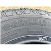 Image 5 : (3) GRIZZLY 265/70R17 TIRES