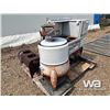 Image 2 : ANTIQUE WRINGER WASHER & STOVE