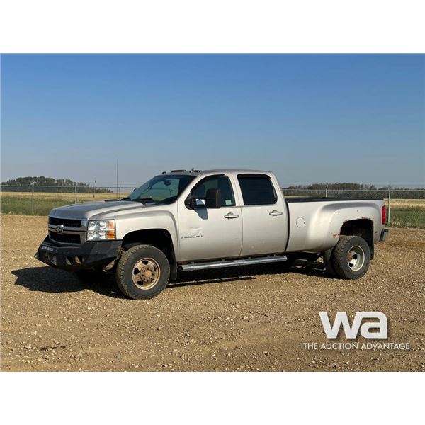 2009 CHEVROLET 3500HD LTZ CREW CAB DUALLY PICKUP