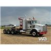 Image 2 : 2017 KENWORTH T800 TRI DRIVE SLEEPER TRUCK TRACTOR