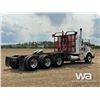 Image 3 : 2017 KENWORTH T800 TRI DRIVE SLEEPER TRUCK TRACTOR