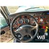 Image 11 : 2005 KENWORTH W900B T/A SLEEPER TRUCK TRACTOR