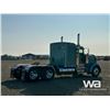 Image 3 : 2005 KENWORTH W900B T/A SLEEPER TRUCK TRACTOR