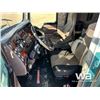 Image 6 : 2005 KENWORTH W900B T/A SLEEPER TRUCK TRACTOR