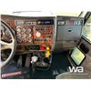 Image 9 : 2005 KENWORTH W900B T/A SLEEPER TRUCK TRACTOR
