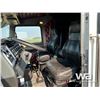 Image 6 : 2012 KENWORTH T800 TRI DRIVE SLEEPER DUMP TRUCK
