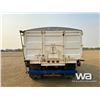 Image 24 : 2003 GMC C7500 S/A GRAIN TRUCK