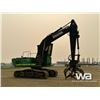 Image 2 : 2011 JOHN DEERE 3754D BUTT-N-TOP LOG LOADER