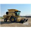 Image 2 : 1996 NEW HOLLAND TR98 COMBINE