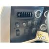 Image 15 : 2004 ULTIMATE FREEDOM 40 FT. WINNEBAGO MOTORHOME