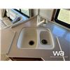 Image 23 : 2004 ULTIMATE FREEDOM 40 FT. WINNEBAGO MOTORHOME