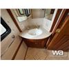 Image 34 : 2004 ULTIMATE FREEDOM 40 FT. WINNEBAGO MOTORHOME