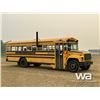 Image 2 : 2001 GMC BLUEBIRD SCHOOL BUS