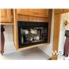 Image 12 : 2002 FRONTIER DISCOVERY 5TH WHEEL T/A TRAILER