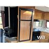 Image 9 : 2002 FRONTIER DISCOVERY 5TH WHEEL T/A TRAILER