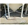 Image 2 : WHEATLAND 1512E SMOOTH WALL FERTILIZER HOPPER BIN