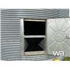 Image 3 : WESTEEL-ROSCO 19 FT. 4 RING 3300 +/- BUS GRAIN BIN