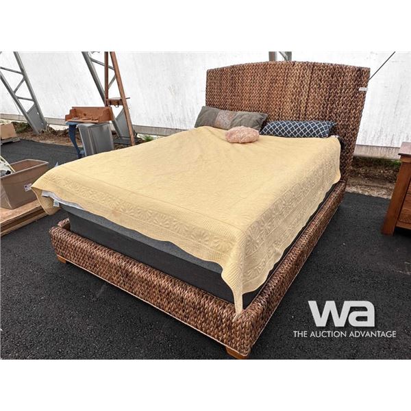 QUEEN BED SET