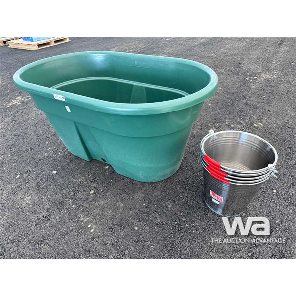 380 L PLASTIC FEEDER & 5 BUCKETS
