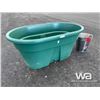 Image 2 : 380 L PLASTIC FEEDER & 5 BUCKETS