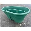 Image 3 : 380 L PLASTIC FEEDER & WATERER