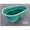 Image 2 : 380 L PLASTIC FEEDER & WATERER