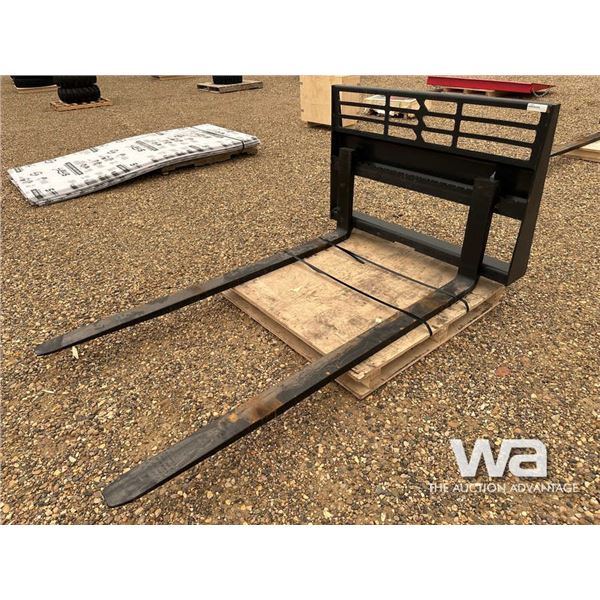 SKID STEER 72 IN. PALLET FORKS