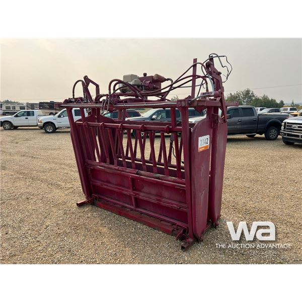 HYDRAULIC CATTLE CHUTE