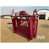 Image 3 : HYDRAULIC CATTLE CHUTE