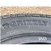 Image 5 : (4) GRIZZLY 265/70R18 TIRES