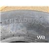 Image 5 : (4) TREADURA 11L-15 IMPLEMENT TIRES