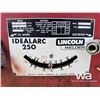 Image 6 : LINCOLN 250 IDEAL ARC WELDER