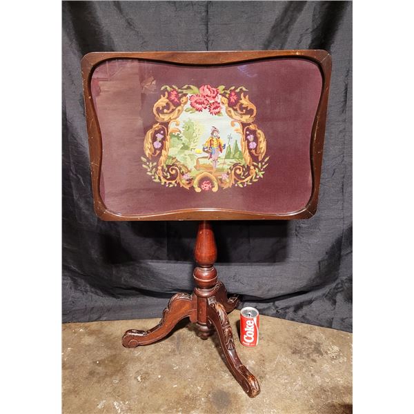 Victorian Needlepoint Fire Screen Tilt Top Table